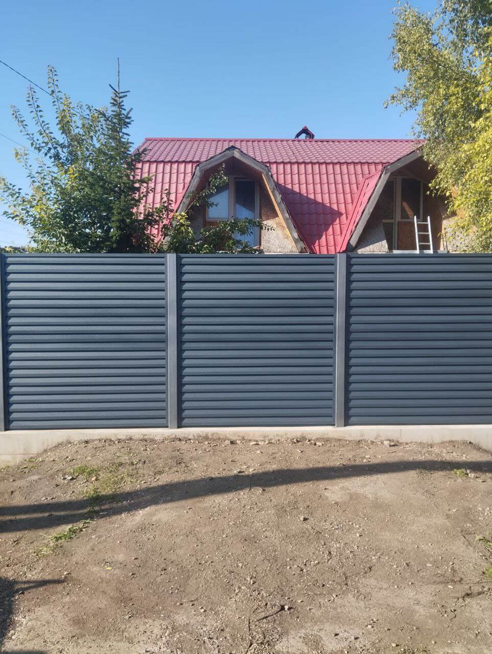 Забор-жалюзи из ламелей Реснички 54м RAL7024/7024 Серый Графит двусторонний МАТТЕ в Красноярске