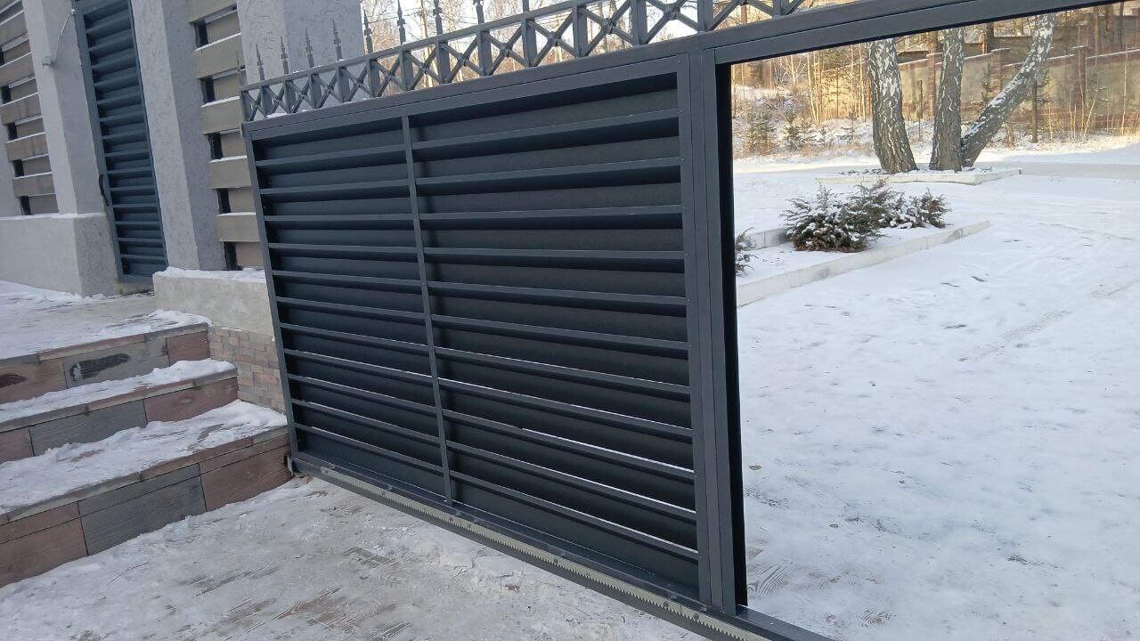 Входная группа из ламелей Хай-Тек RAL7024/7024 Серый Графит двусторонний МАТТЕ фото 16 в Красноярске